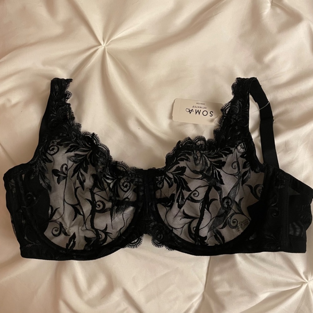 Lace Bra - Picture 3 of 5